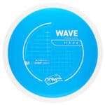 Wave disc golf distance driver in neutron plastic, 11.5g, designed for long throws and accuracy.