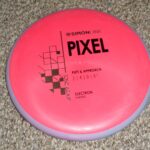 axiom electron pixel red putter