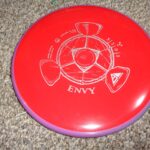 axiom neutron envy red putter