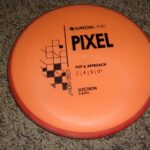 axiom electron soft pixel putter orange